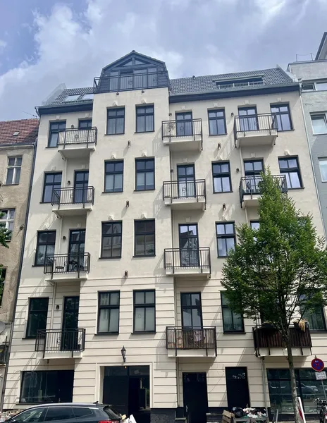 Cityapartment mit eigenem Garten in top Lage | EBK | Keller | Wunderschöner sanierter Altbau — photo 1